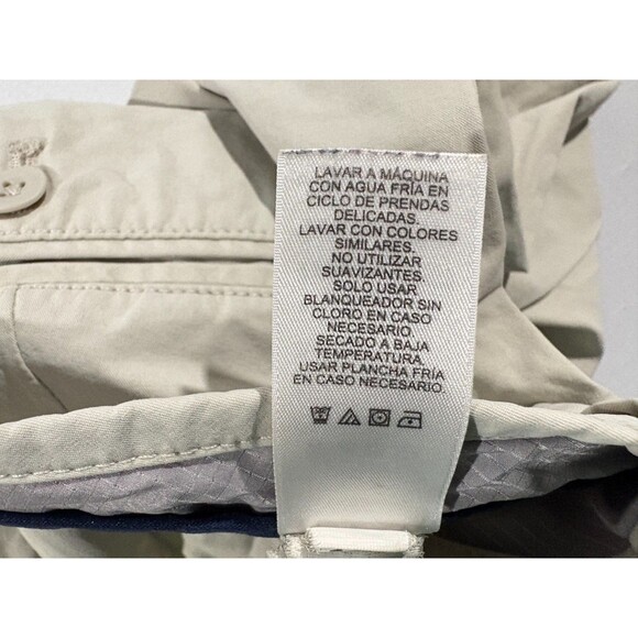 Vineyard Vines Shorts Mens Beige On The Go Performance Chino OTG Golf 6" Sz 35 - Picture 9 of 13
